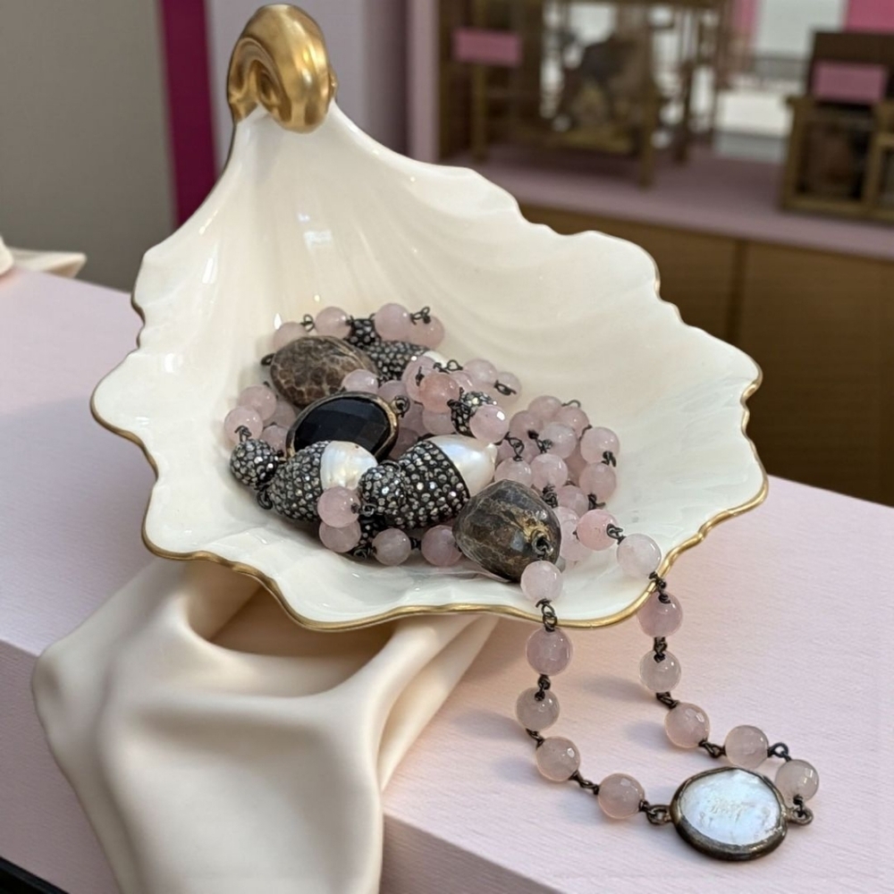 Vintage Delicate Pink Bead Necklace In Mikasa Fine Bone China Trinket Dish